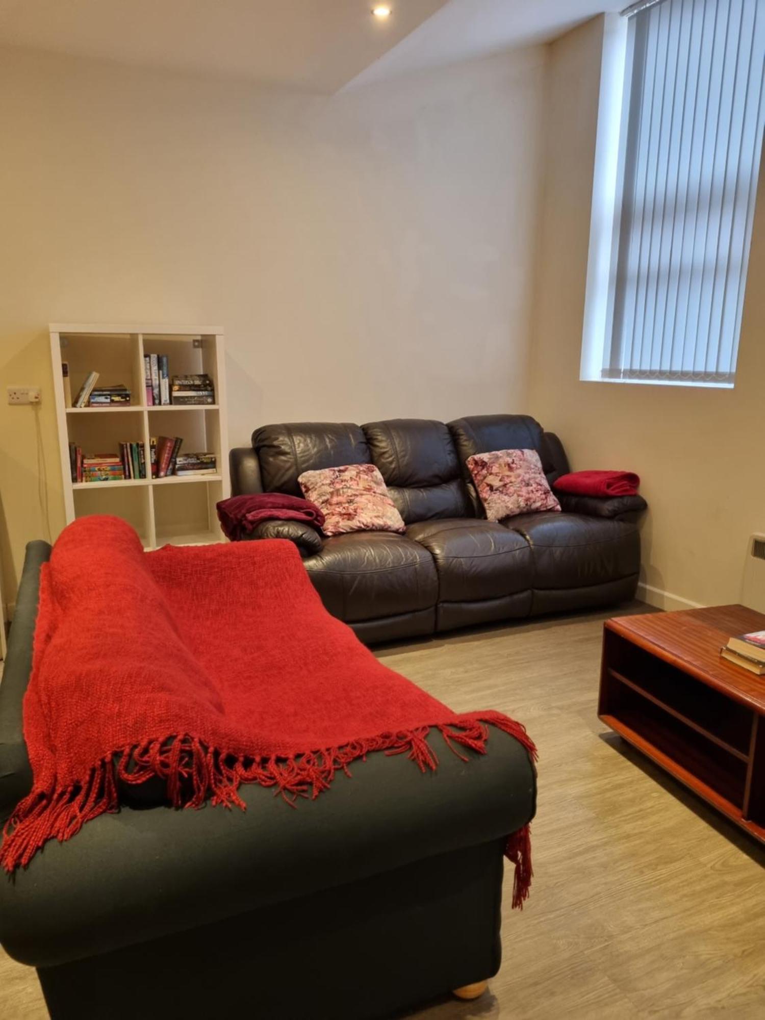 Central Long Eaton Home: Spacious Apartment with High-Speed Wi-Fi Exterior photo